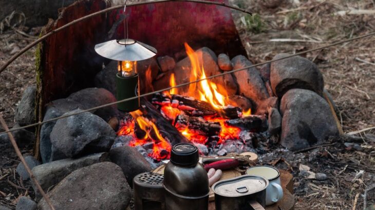 【ソロキャンプ】森の中で静かに焚き火で過ごすキャンプ。(AMSR )#25