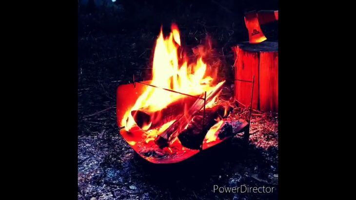薪割りと焚き火