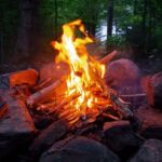CAMPFIRE SOUNDS IN NIGHT | RELAXING CRACKLING CAMPFIRE AMBIENCE IN FOREST | FIRE SOUNDS NO MUSIC